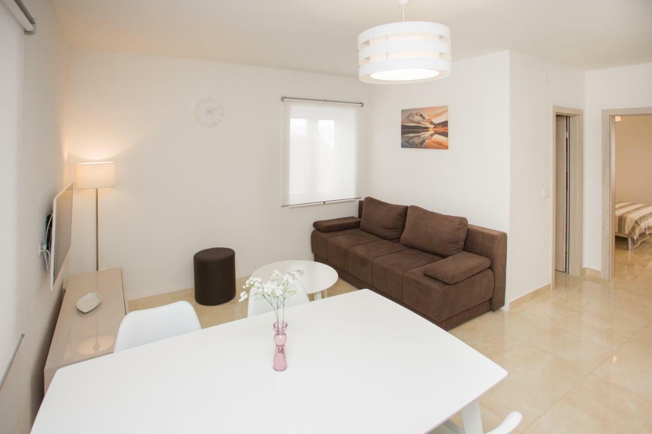 Apartment Bilo أوميس المظهر الخارجي الصورة